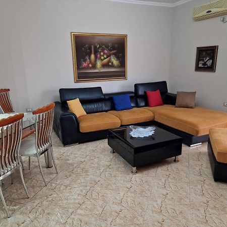Apartament Orion Vlorë エクステリア 写真