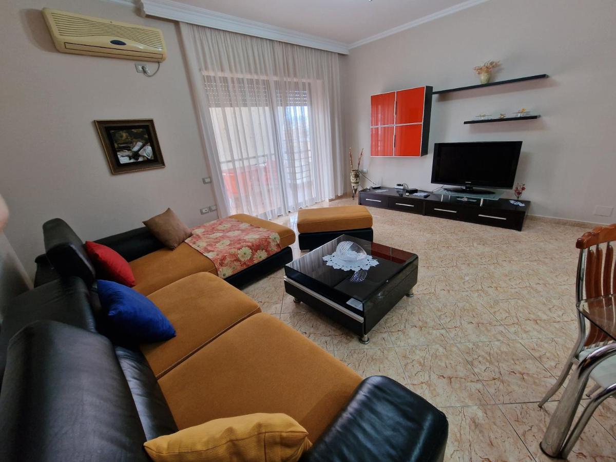 Apartament Orion Vlorë エクステリア 写真